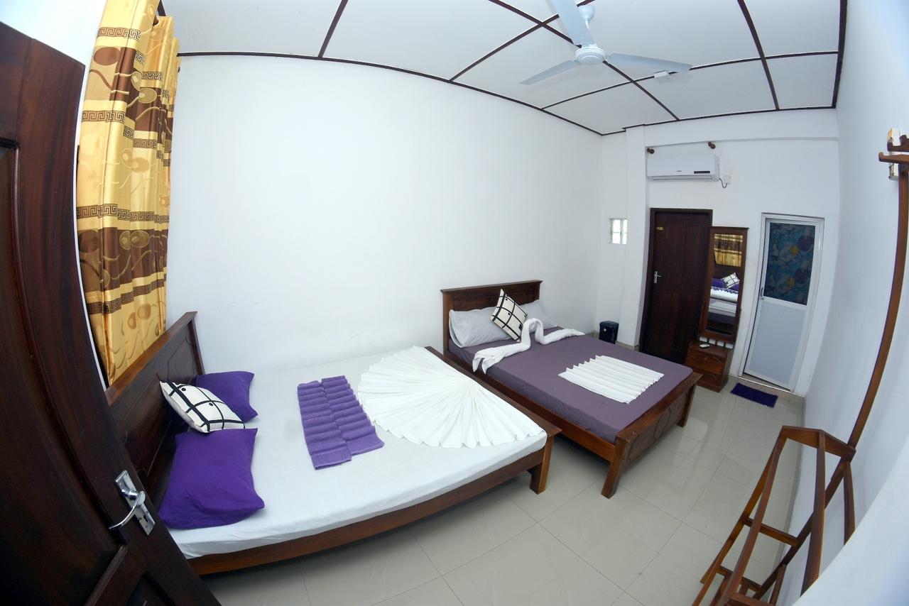 Bluray Beach Apartamento Negombo Exterior foto